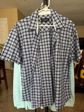 Boys' Blue Plaid Short-Sleeve Button-Down Shirt